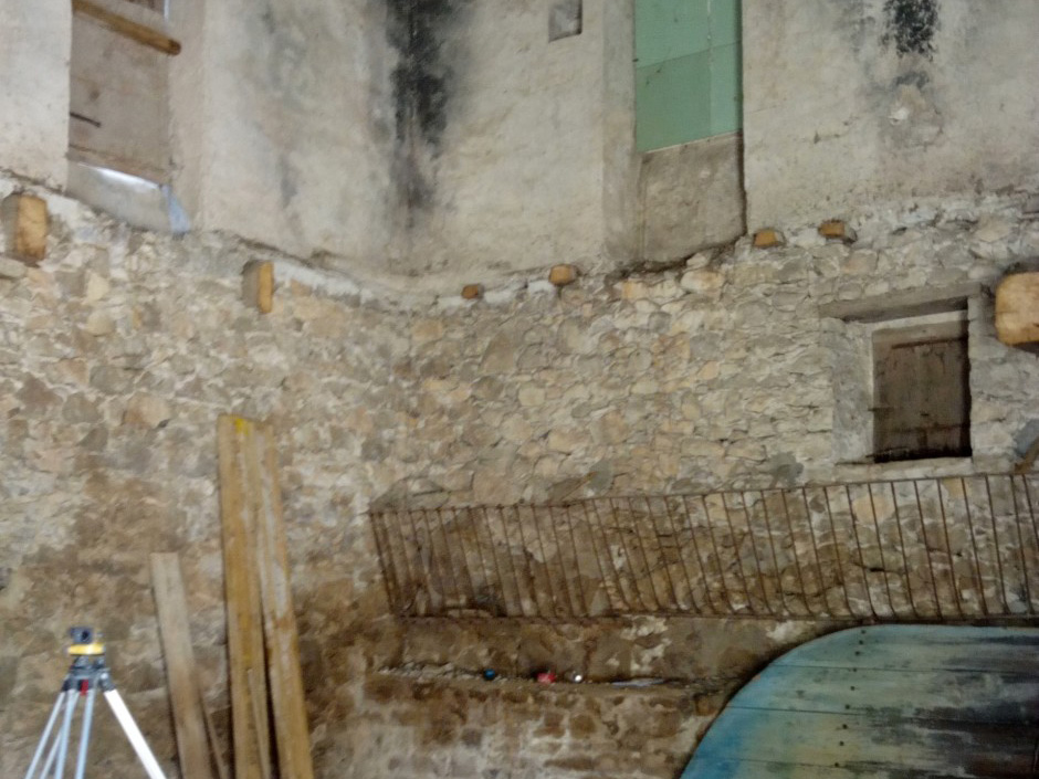 Travaux de rénovation d’un bâtiment existant à Corconne (30)-1